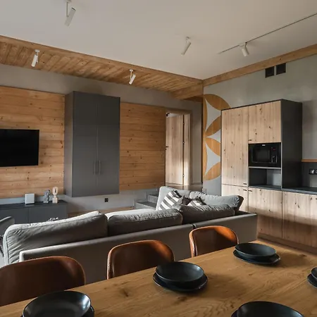 Widokowka, Sauna, Jacuzzi Апартаменты Клюшковце